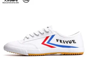 요즘 핫한 페이유에스니커즈 가성비 좋은 제품